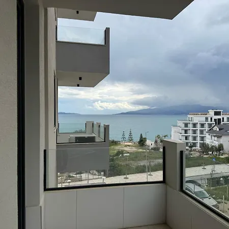 Dania Sea View Apartament *