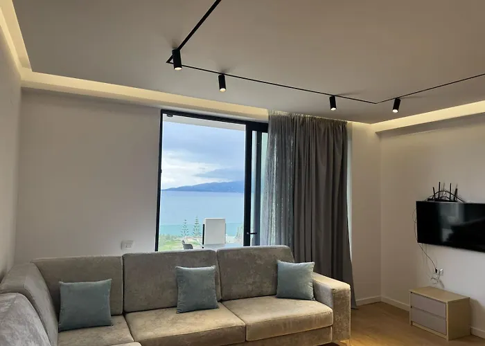 Dania Sea View Apartment *