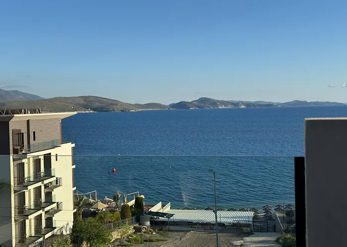 Dania Sea View *