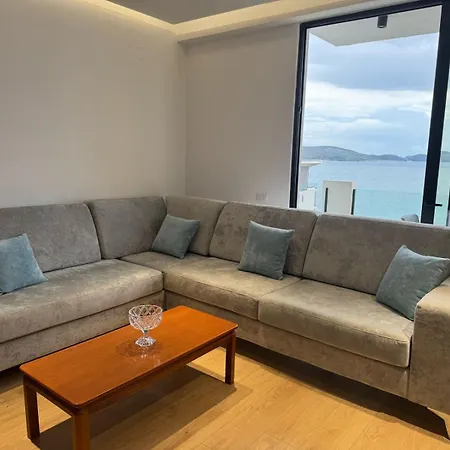 Dania Sea View Apartment *